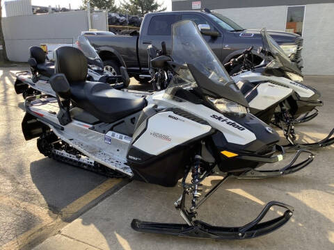 2021 Ski-Doo Grand Touring Sport Rotax®