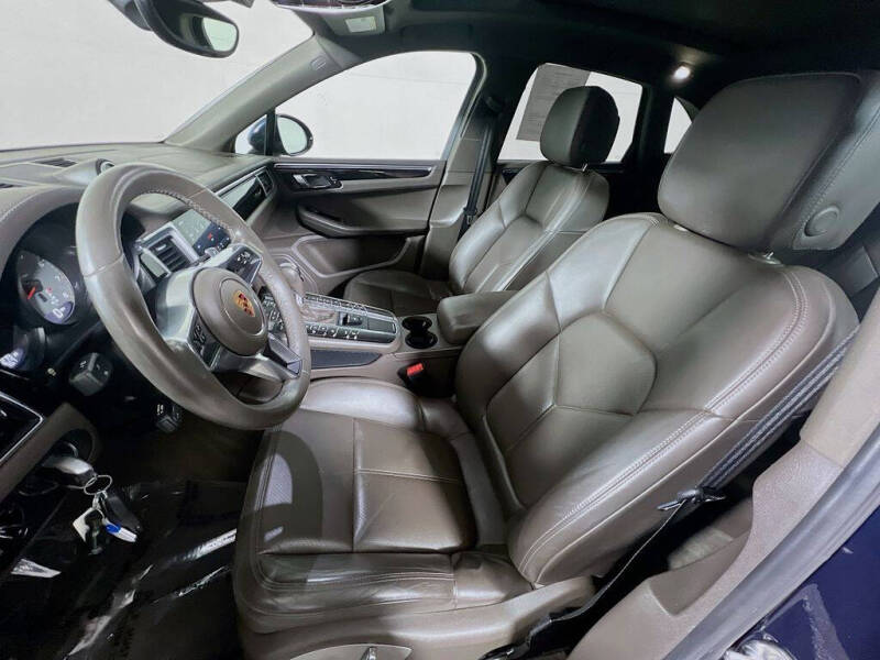 2017 Porsche Macan S