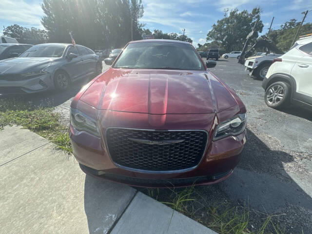 2021 Chrysler 300 for sale at Veteran Auto Mall LLC in   Pinellas Park, FL