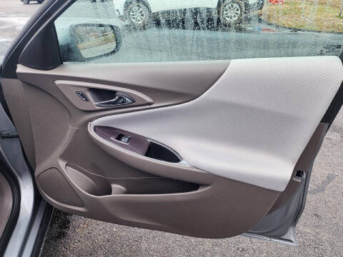 2025 Chevrolet Malibu LS