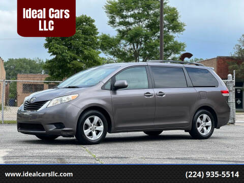 2011 Toyota Sienna for sale at Ideal Cars LLC in Skokie IL