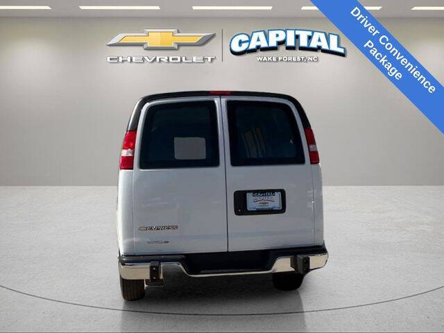 2024 Chevrolet Express 2500