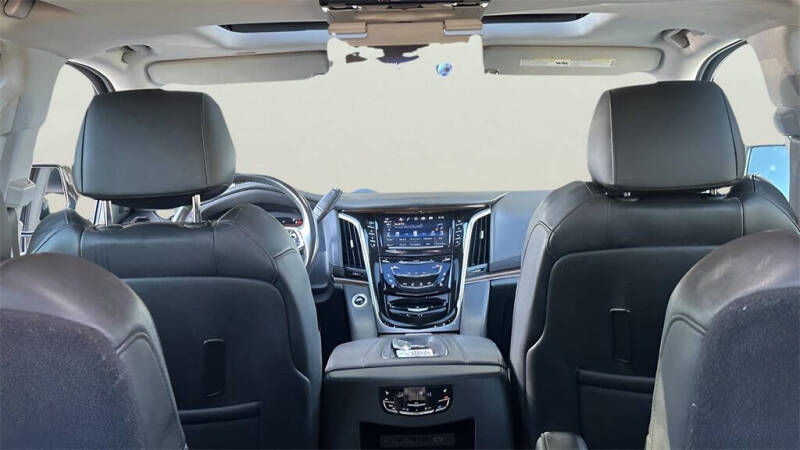 2020 Cadillac Escalade Luxury