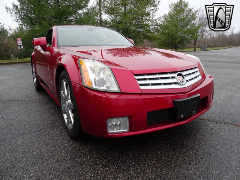 2005 Cadillac XLR