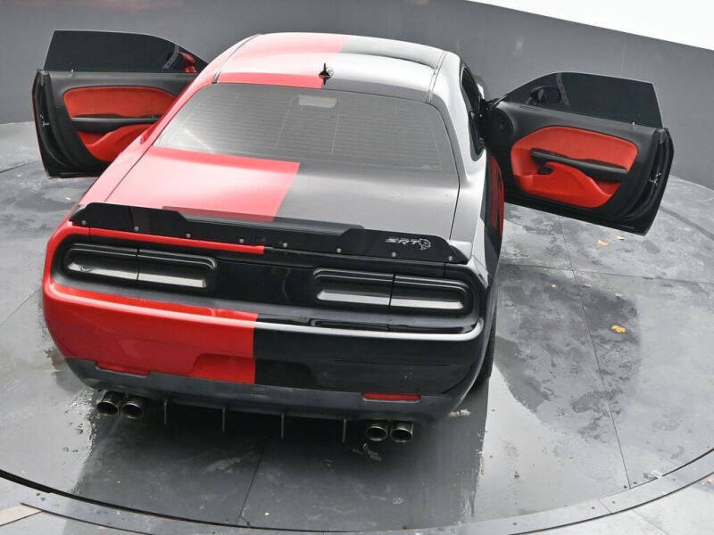 2016 Dodge Challenger SRT Hellcat