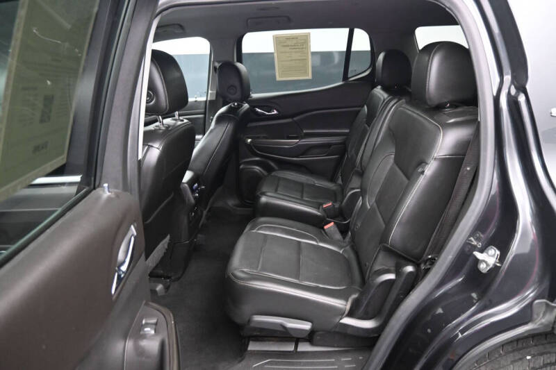 2020 GMC Acadia SLT