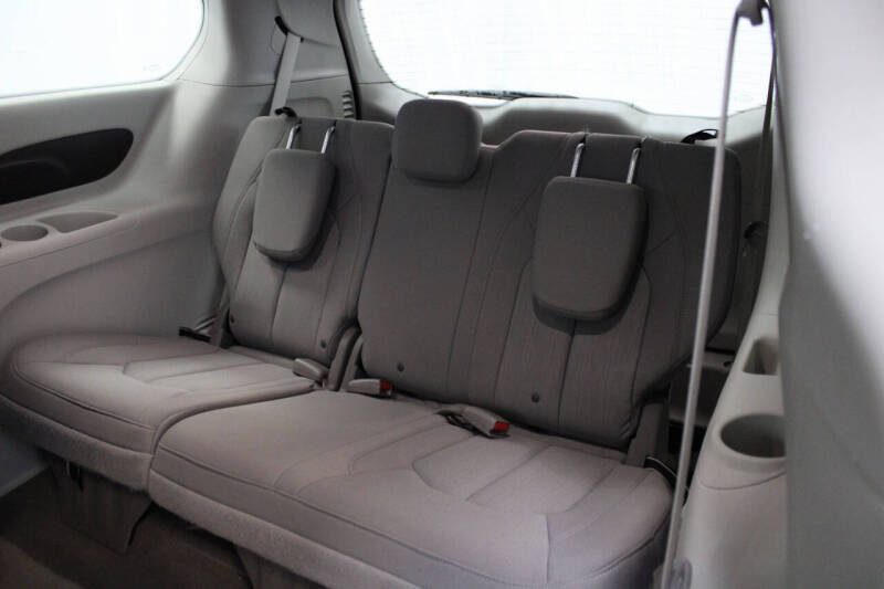 2020 Chrysler Pacifica Touring