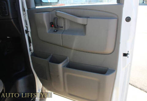 2023 Chevrolet Express 2500