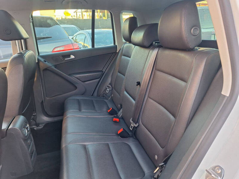 2017 Volkswagen Tiguan 2.0T Wolfsburg Edition