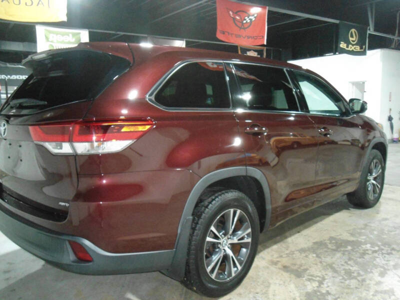 2018 Toyota Highlander LE Plus