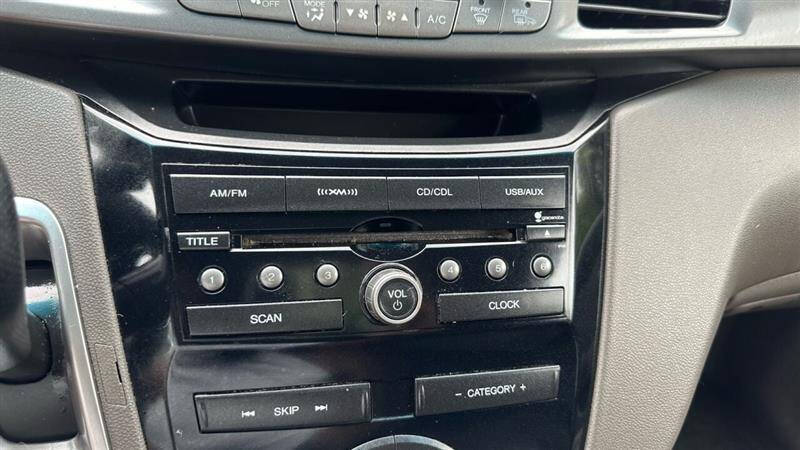 2011 Honda Odyssey EX-L w/DVD