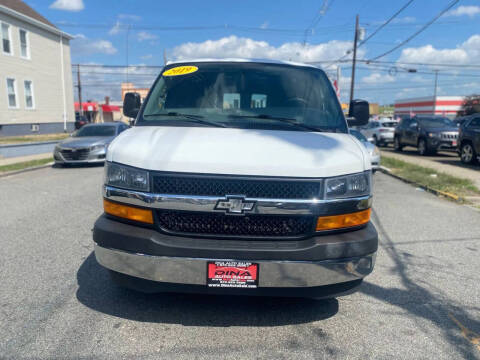2019 Chevrolet Express 2500