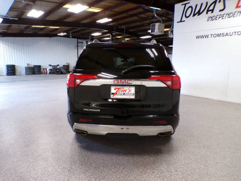 2017 GMC Acadia Denali