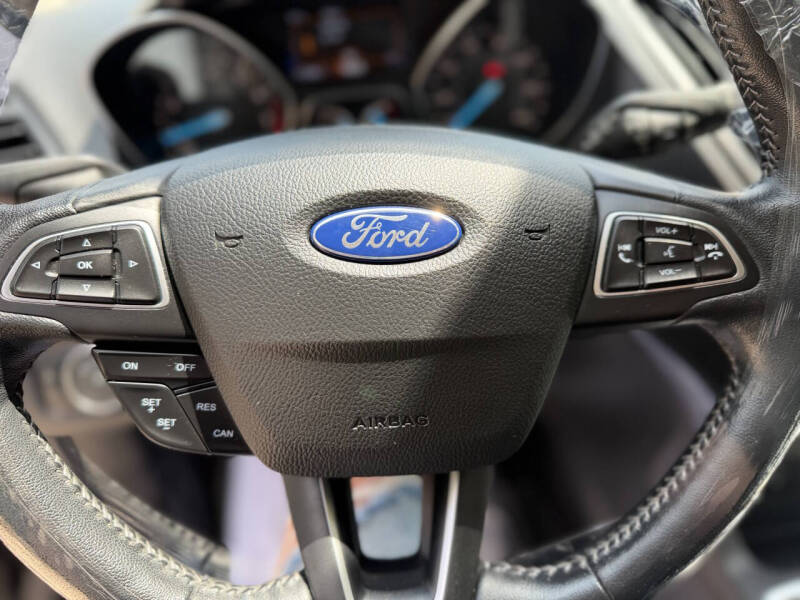 2019 Ford Escape SE