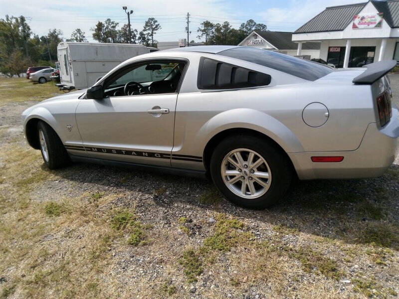 2009 Ford Mustang V6 Deluxe