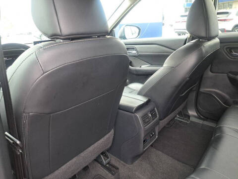 2024 Nissan Rogue SL