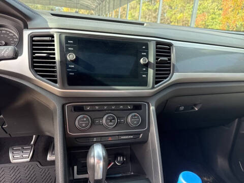 2021 Volkswagen Atlas Cross Sport V6 SE R-Line