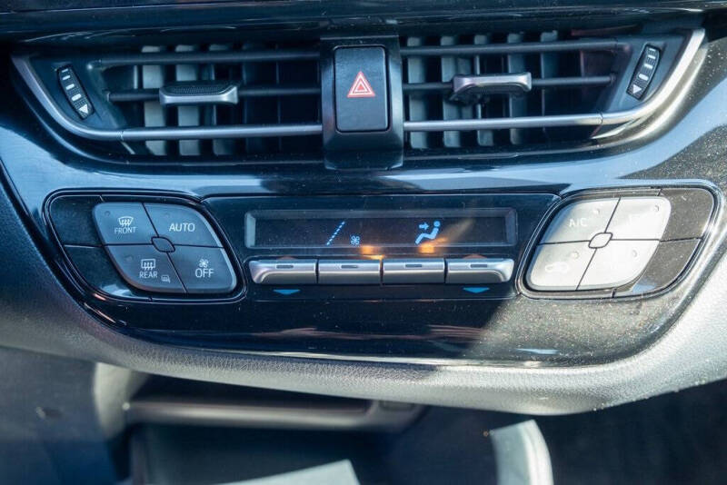 2019 Toyota C-HR XLE