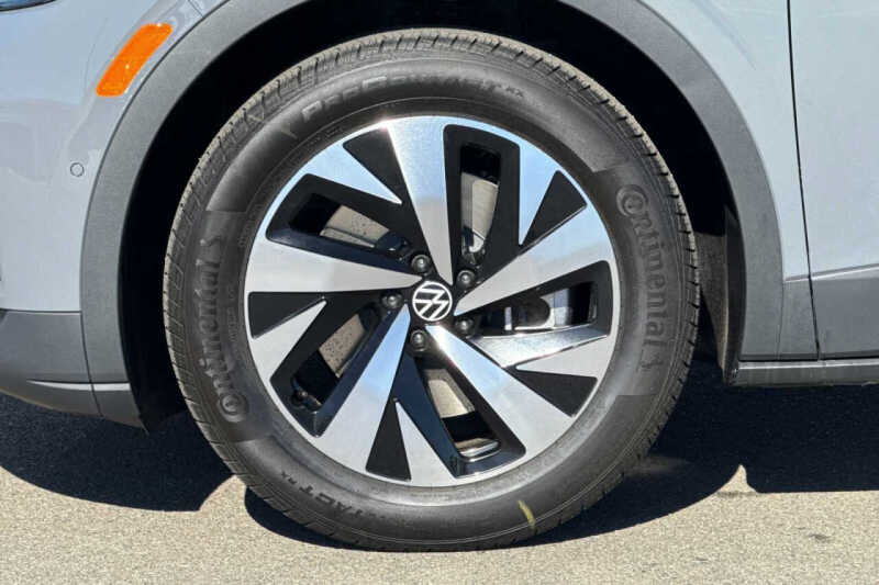 2025 Volkswagen ID.4 Pro