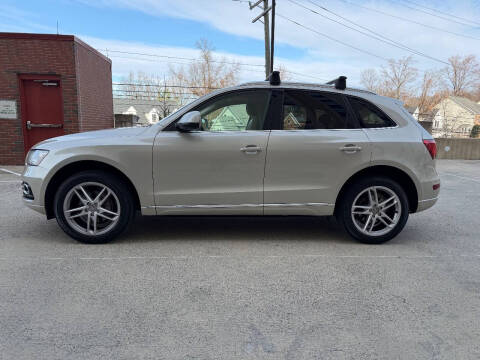 2014 Audi Q5 2.0T quattro Premium Plus