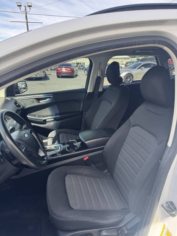 2017 Ford Edge SE