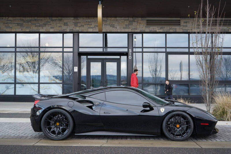 2016 Ferrari 488 GTB