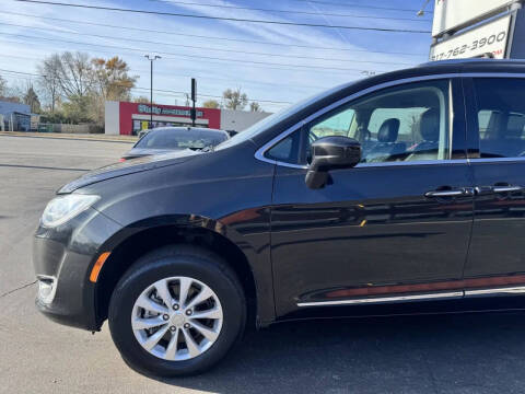 2019 Chrysler Pacifica Touring L