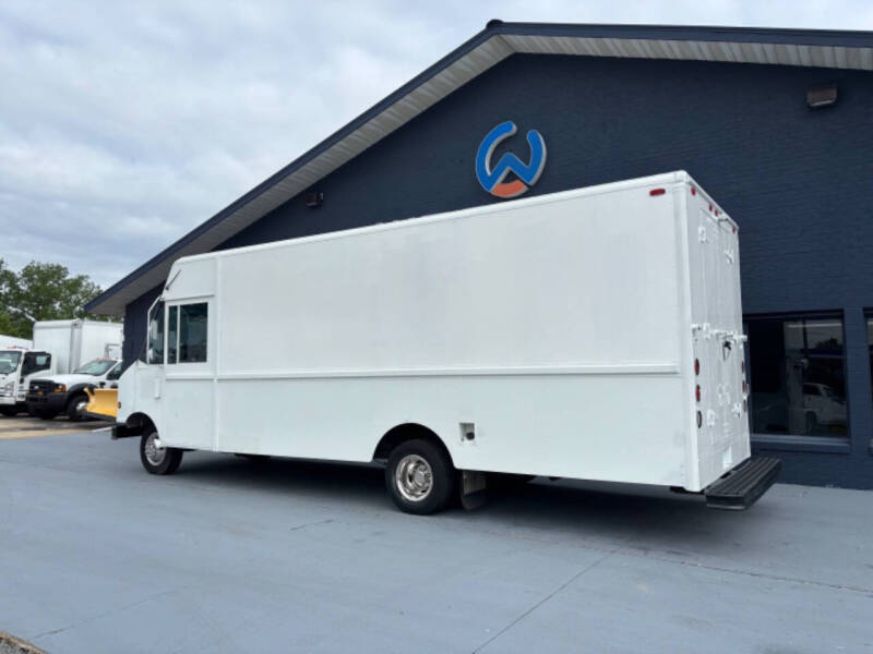2006 Ford E350 Step Van