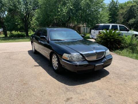 2011 Lincoln Town Car for sale at Sertwin LLC in Katy TX
