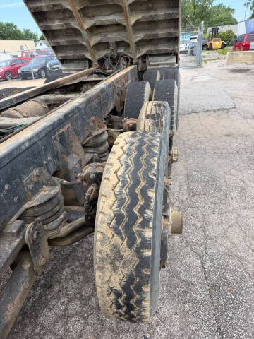 1997 Ford LT9000