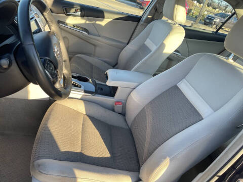 2014 Toyota Camry Hybrid XLE