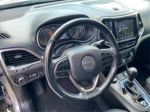 2020 Jeep Cherokee