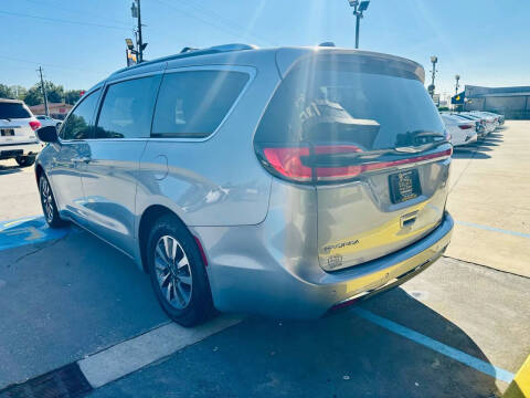 2021 Chrysler Pacifica Touring L