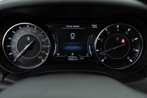 2022 Maserati Ghibli Modena Q4