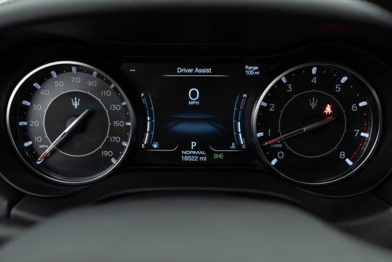 2022 Maserati Ghibli Modena Q4