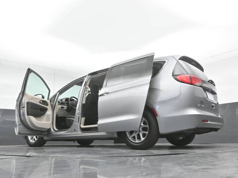 2017 Chrysler Pacifica LX