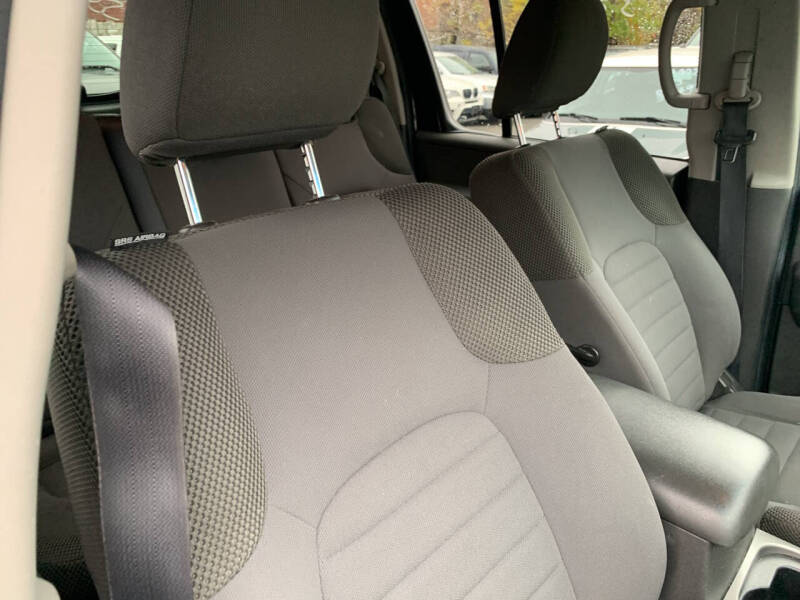 2012 Nissan Pathfinder Silver Edition