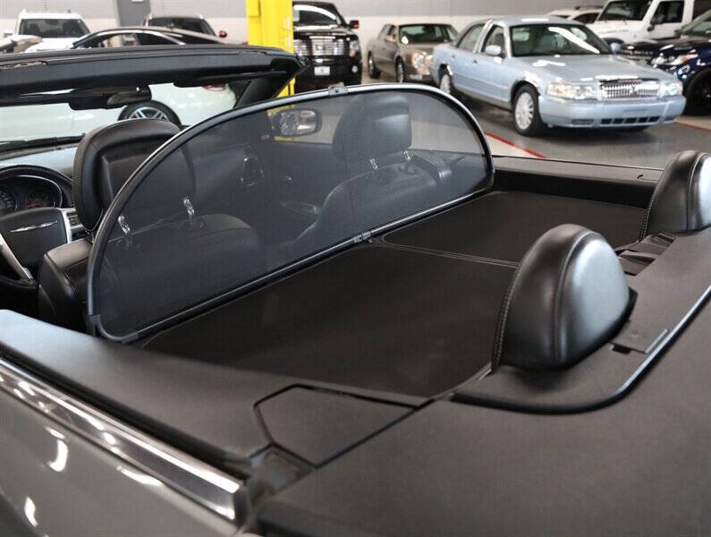2011 Chrysler 200 S