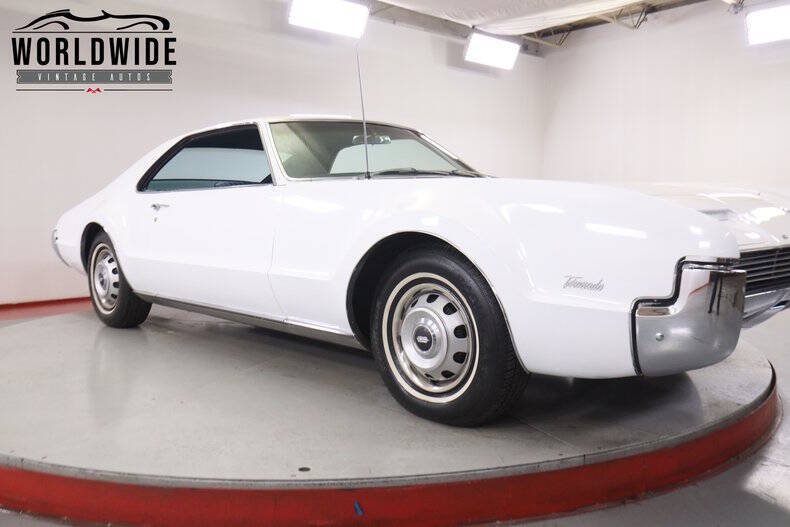 1966 Oldsmobile Toronado