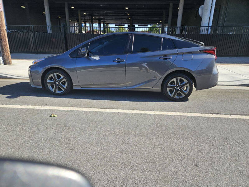 2021 Toyota Prius XLE