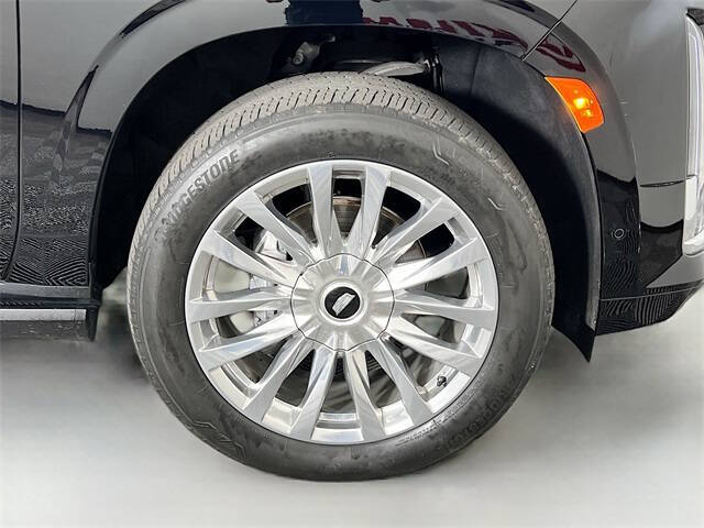 2023 Cadillac Escalade ESV Premium Luxury