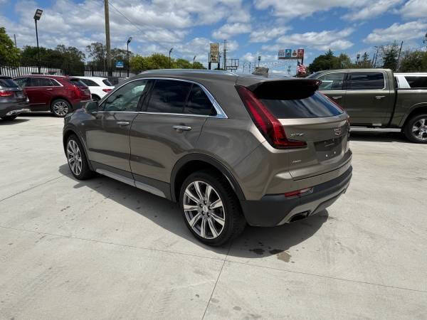 Used 2020 Cadillac XT4 Premium Luxury with VIN 1GYFZDR42LF062329 for sale in Detroit, MI