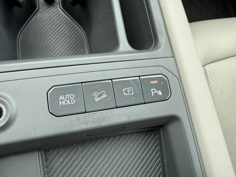2024 Kia EV9 Wind