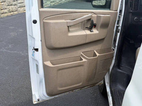 2018 Chevrolet Express 2500