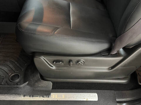 2011 GMC Yukon Denali