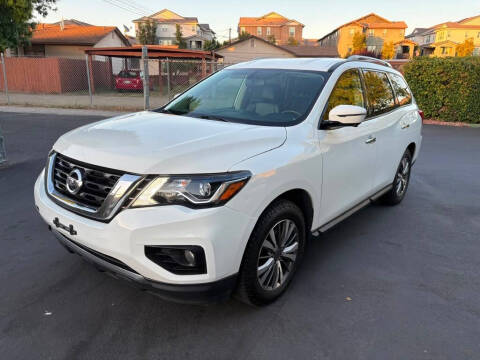 2020 Nissan Pathfinder SL