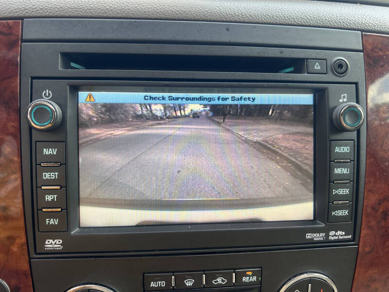 2011 Chevrolet Suburban LTZ
