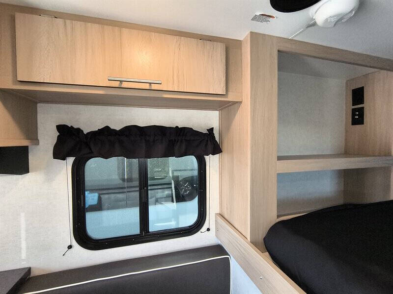 2026 Travel Lite UPCOUNTRY 775U