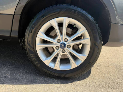 2019 Ford Escape SE