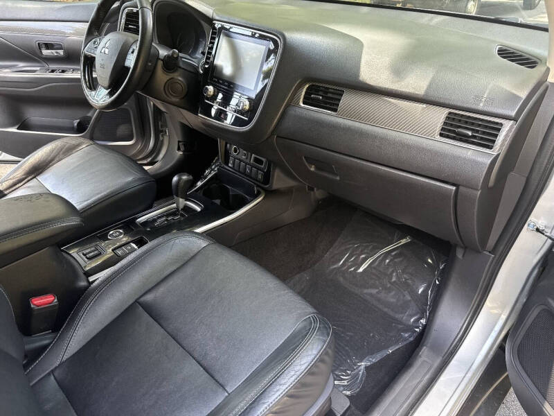 2020 Mitsubishi Outlander SEL